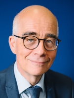Photo of Prof. Dr.-Ing. Thomas Schmidt