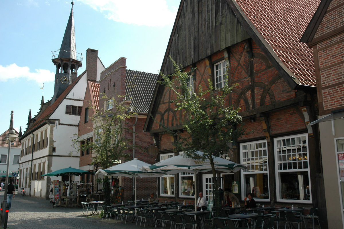 Einblick in die gut erhaltene Steinfurter Altstadt.